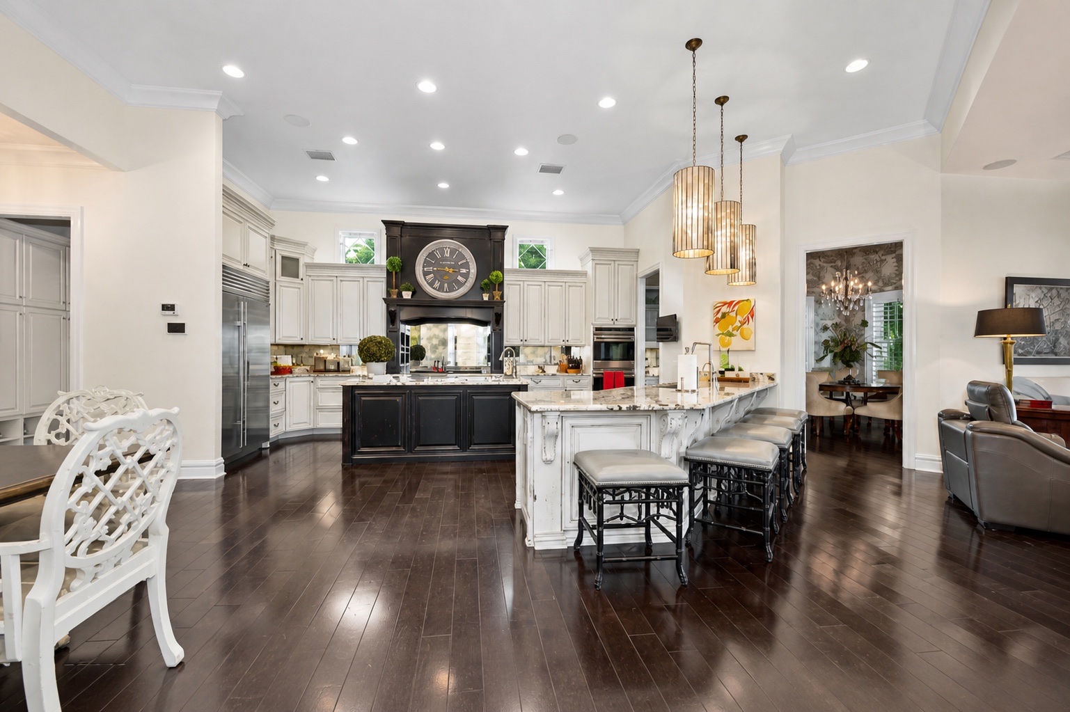 Open Ormond Beach kitchen and great room with integrated lighting and audio